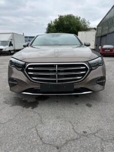 Mercedes Benz E200 AMG Premium Line Plus